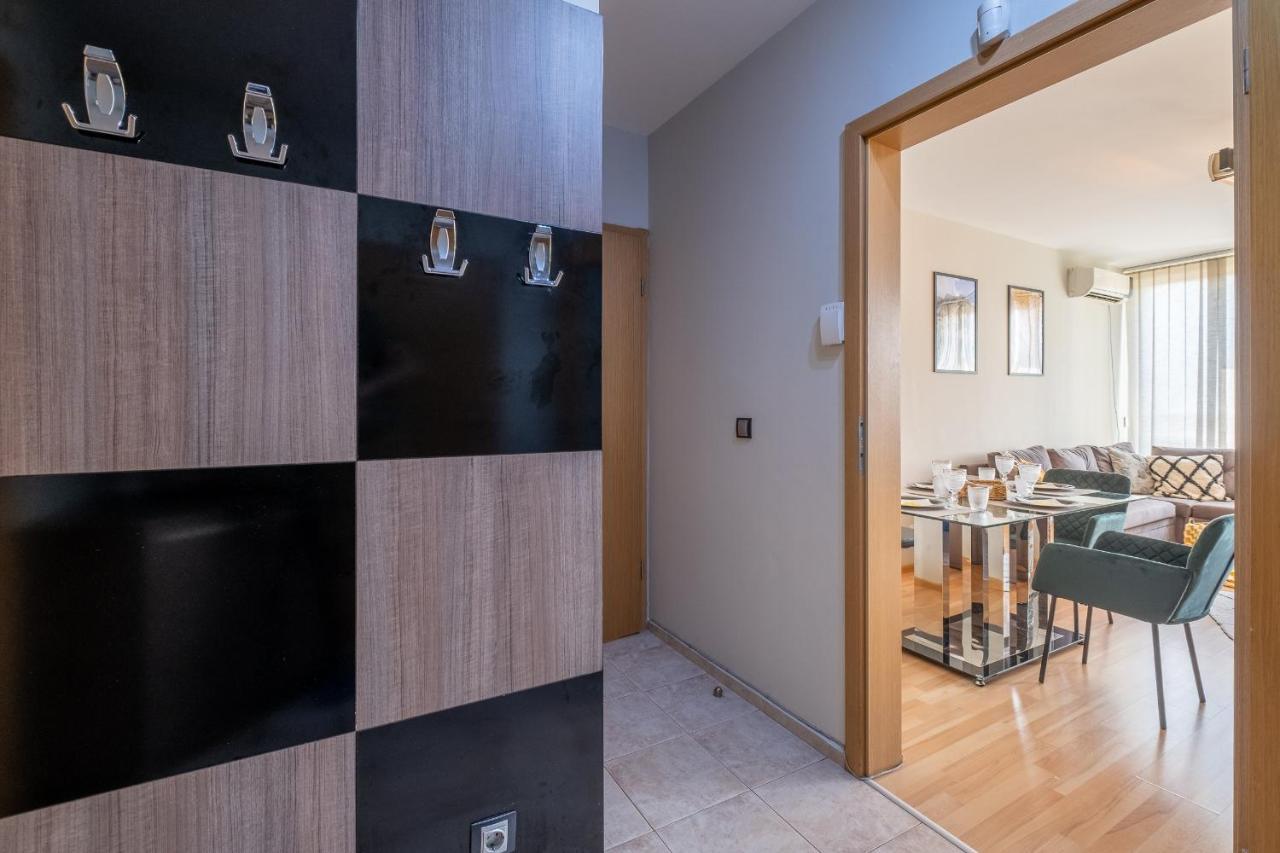Deja Vu, Cozy & Quiet 1 Bdr Apt Fast Wi-Fi София Екстериор снимка