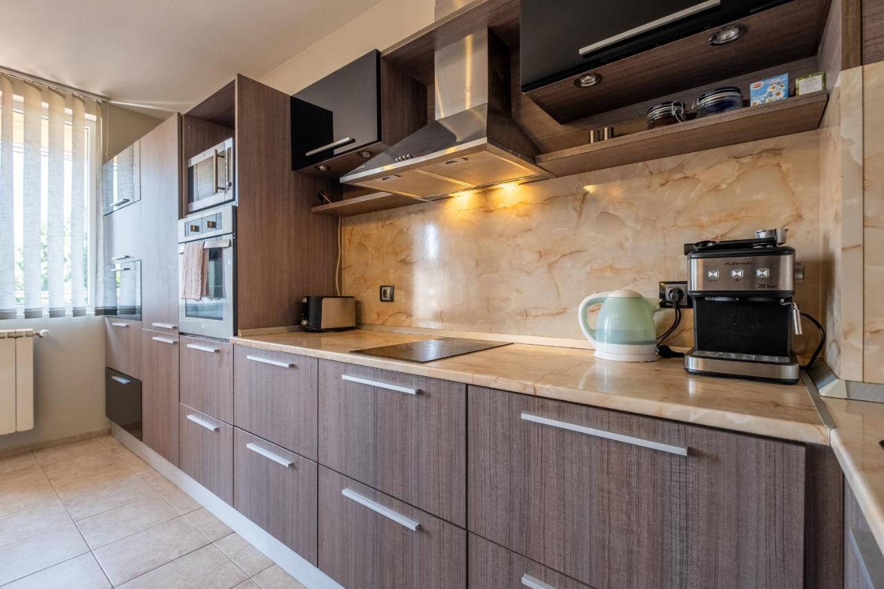 Deja Vu, Cozy & Quiet 1 Bdr Apt Fast Wi-Fi София Екстериор снимка